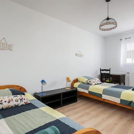 Maison Neuve Au Centre-Ville Proche De L'Aeroport Guipavas Екстериор снимка